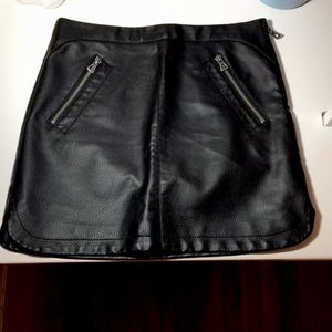 Black mini skirt, size: s